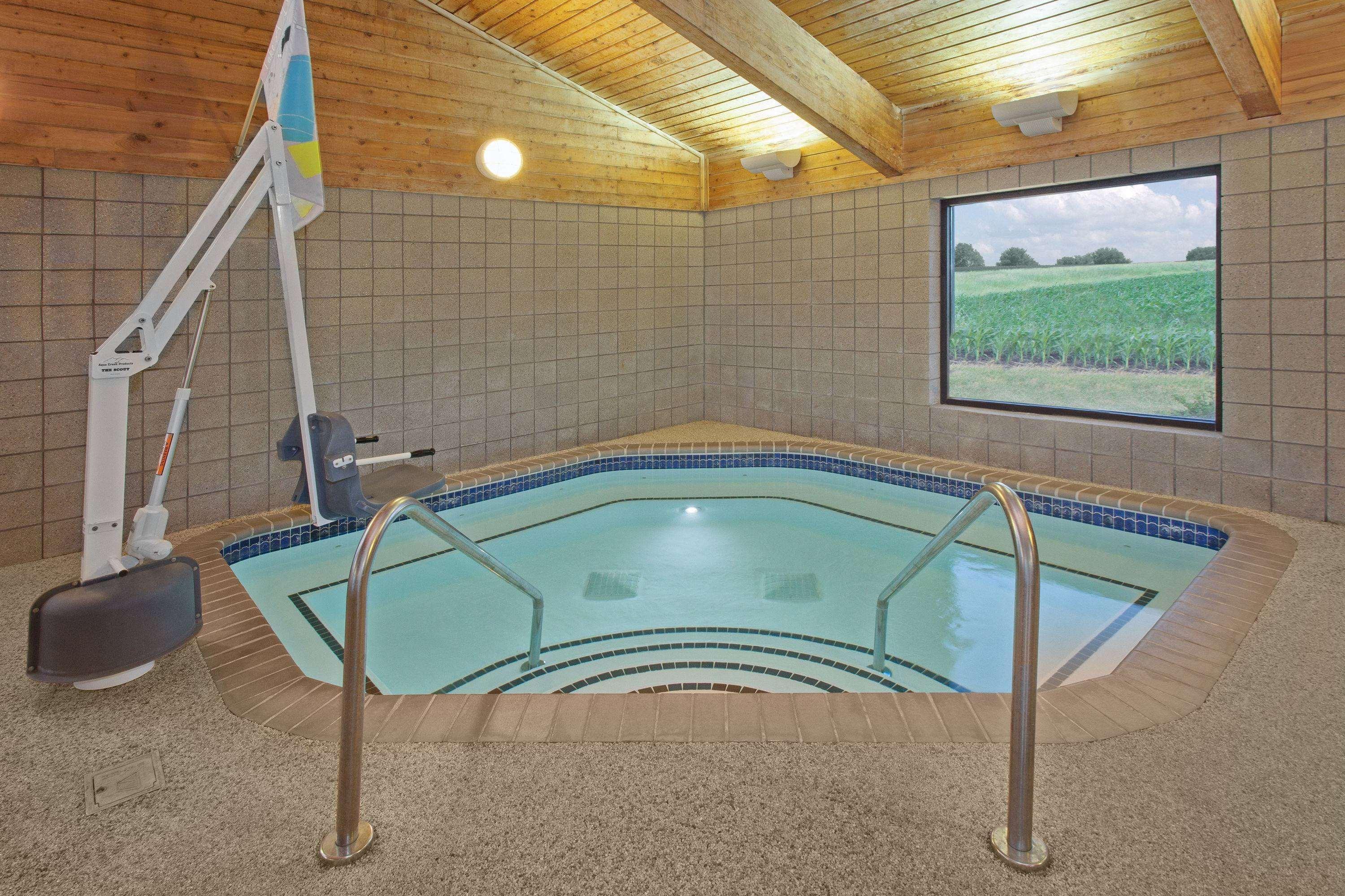 Americinn By Wyndham Webster City Экстерьер фото