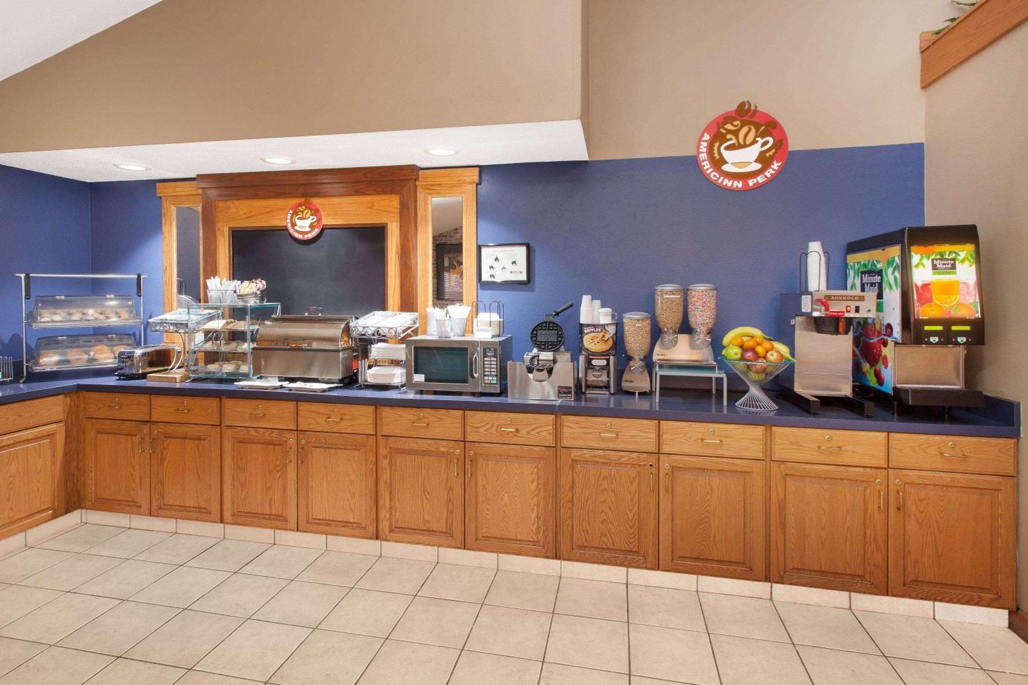 Americinn By Wyndham Webster City Экстерьер фото