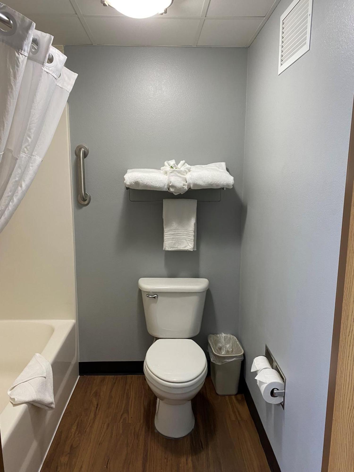 Americinn By Wyndham Webster City Экстерьер фото