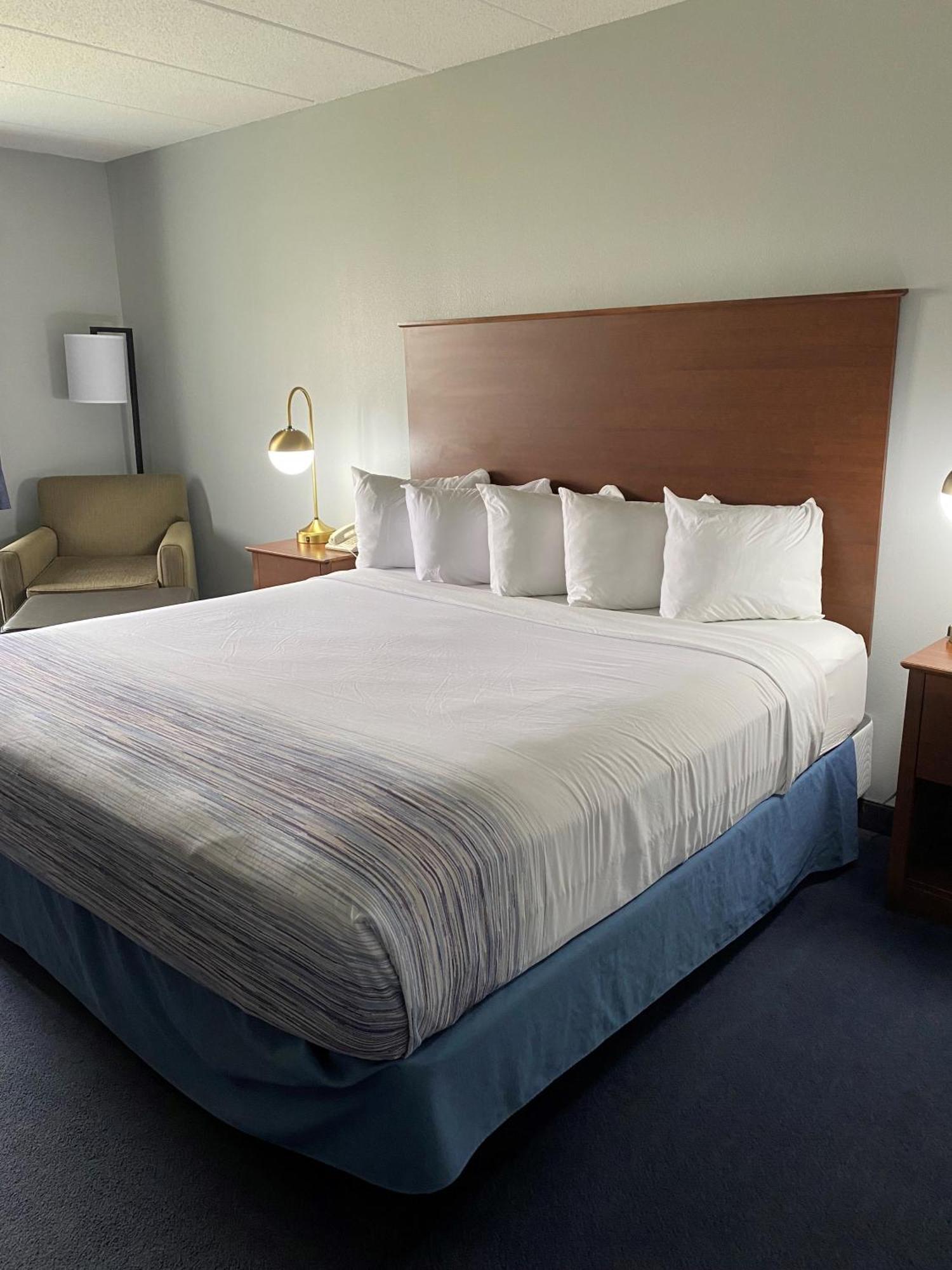 Americinn By Wyndham Webster City Экстерьер фото